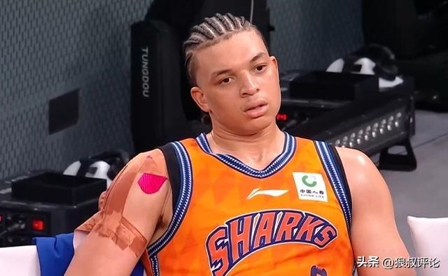 辽篮速递!乌戈正式转正,付豪顶薪续约,球队全力支持赵继伟,辽篮潜力小将入选国家队