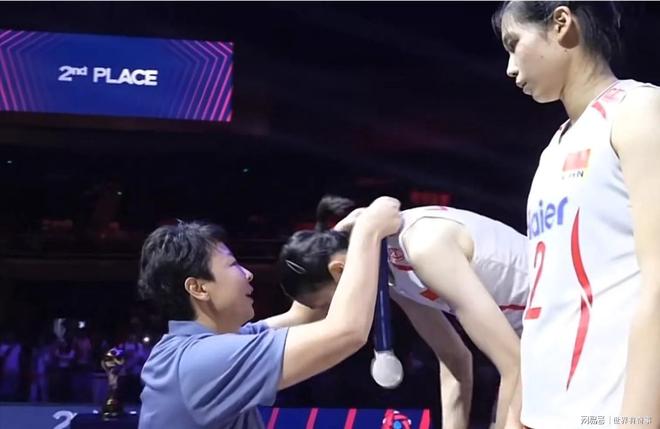 李镇全：逆境中才能检验成色，优秀球员必须具备强大的内心