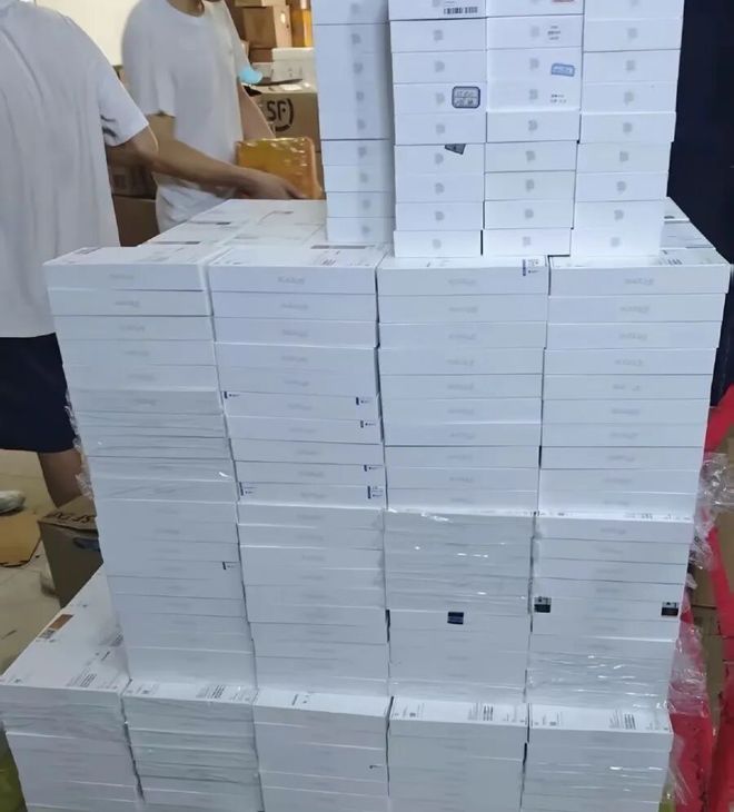 65万!华为尊界新车官宣:8月5日 ,正式上市